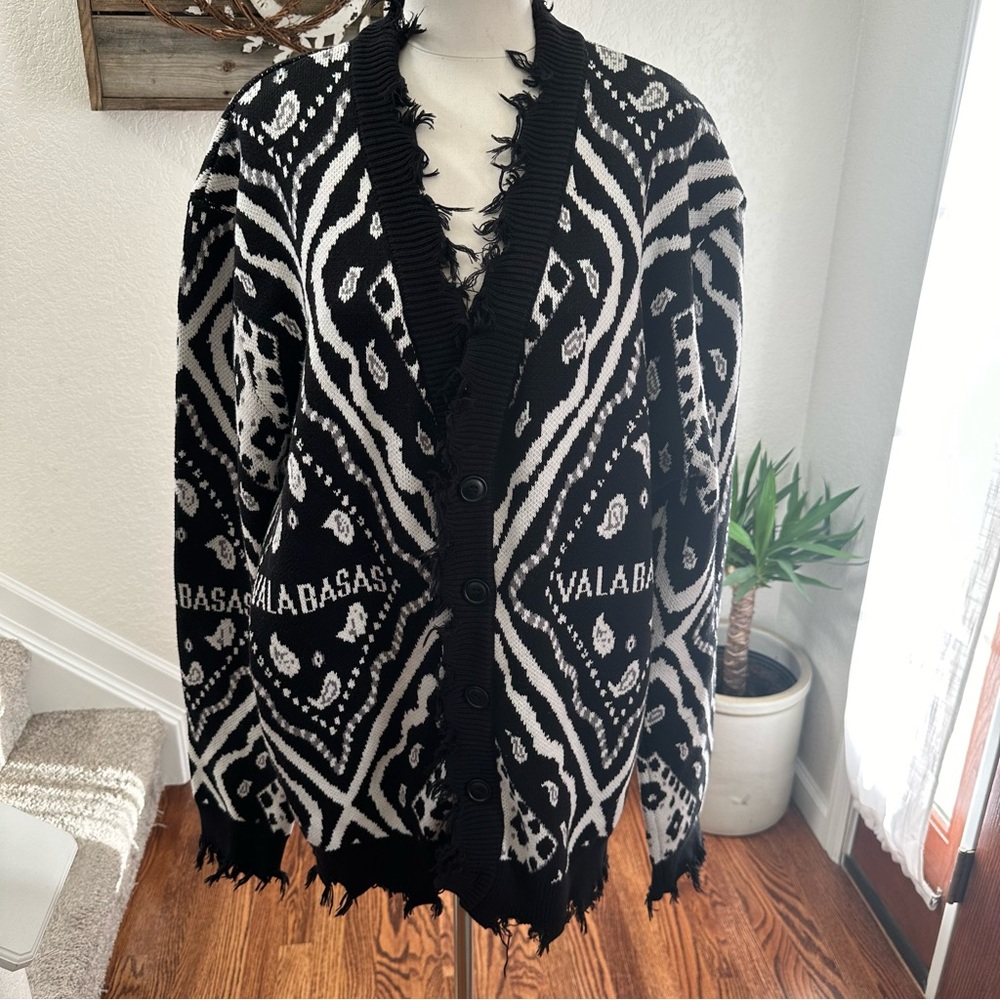 Valabasas The Pledge cardigan black white graphic heavyweight sweater size XL